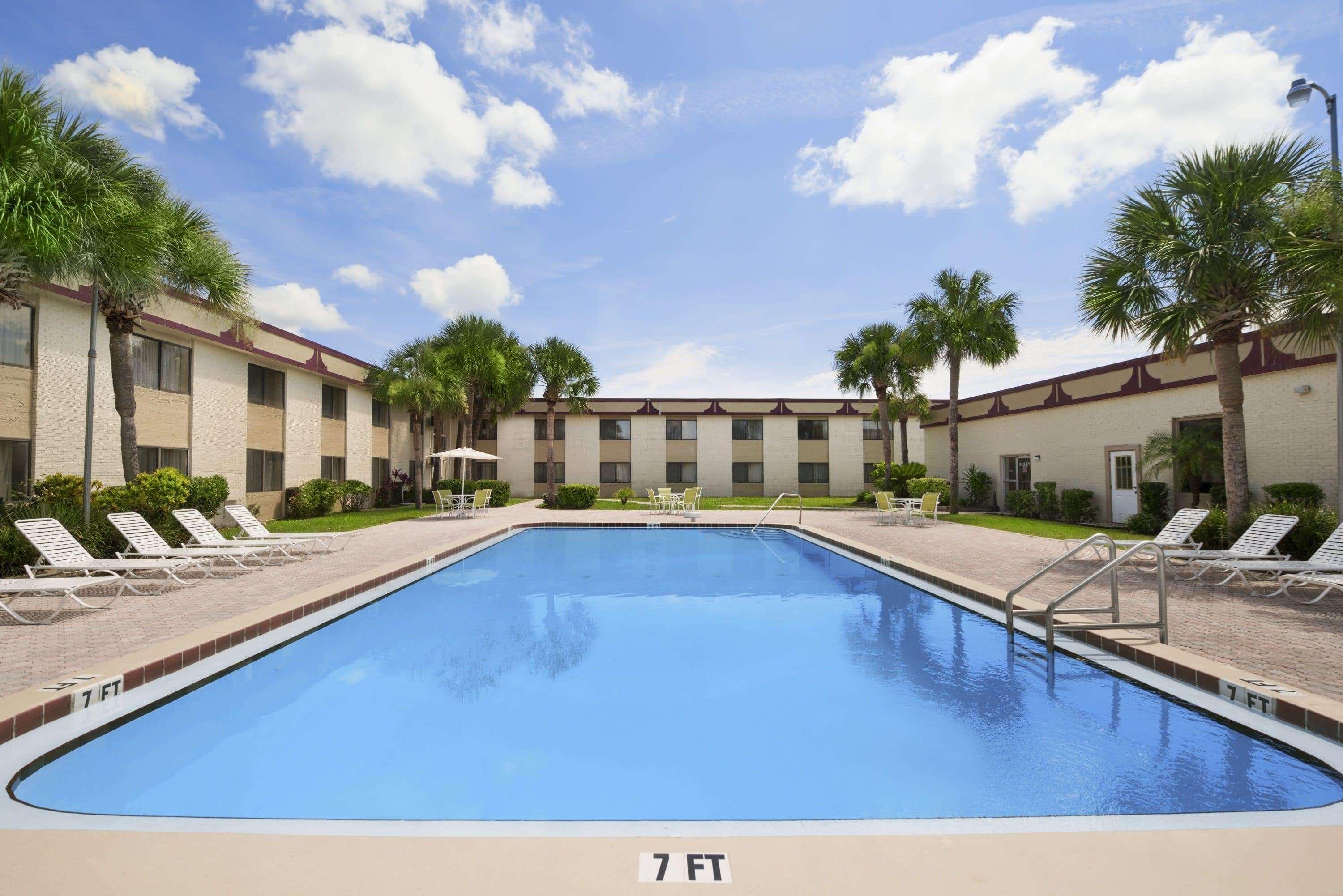 Space Coast Hotel Titusville-Kennedy Space Center Exteriér fotografie